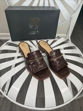 Vince Camuto Brown Croc-Embossed w/Chain Slide Sandals - VC-Jenivey   Size 8.5